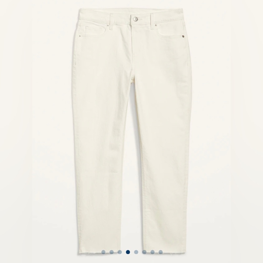Old Navy Mid-Rise Boyfriend Straight Cut-Off
White Jeans for Women 2 Petite NWT